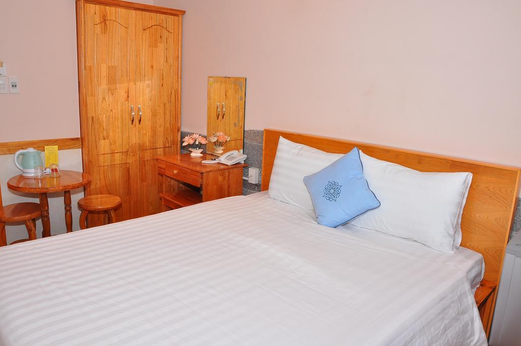 דואונג דונג Anh Dao Hotel חדר תמונה
